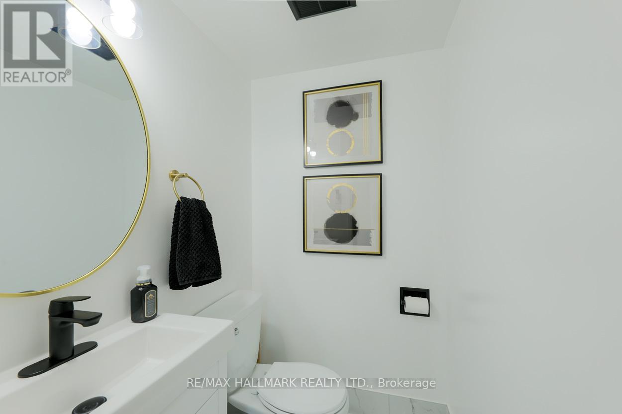 702 - 3590 Kaneff Crescent, Mississauga, Ontario  L5A 3X3 - Photo 15 - W12661156