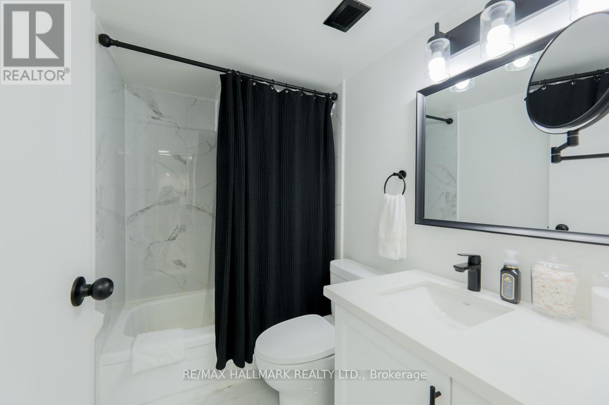 702 - 3590 Kaneff Crescent, Mississauga, Ontario  L5A 3X3 - Photo 18 - W12661156