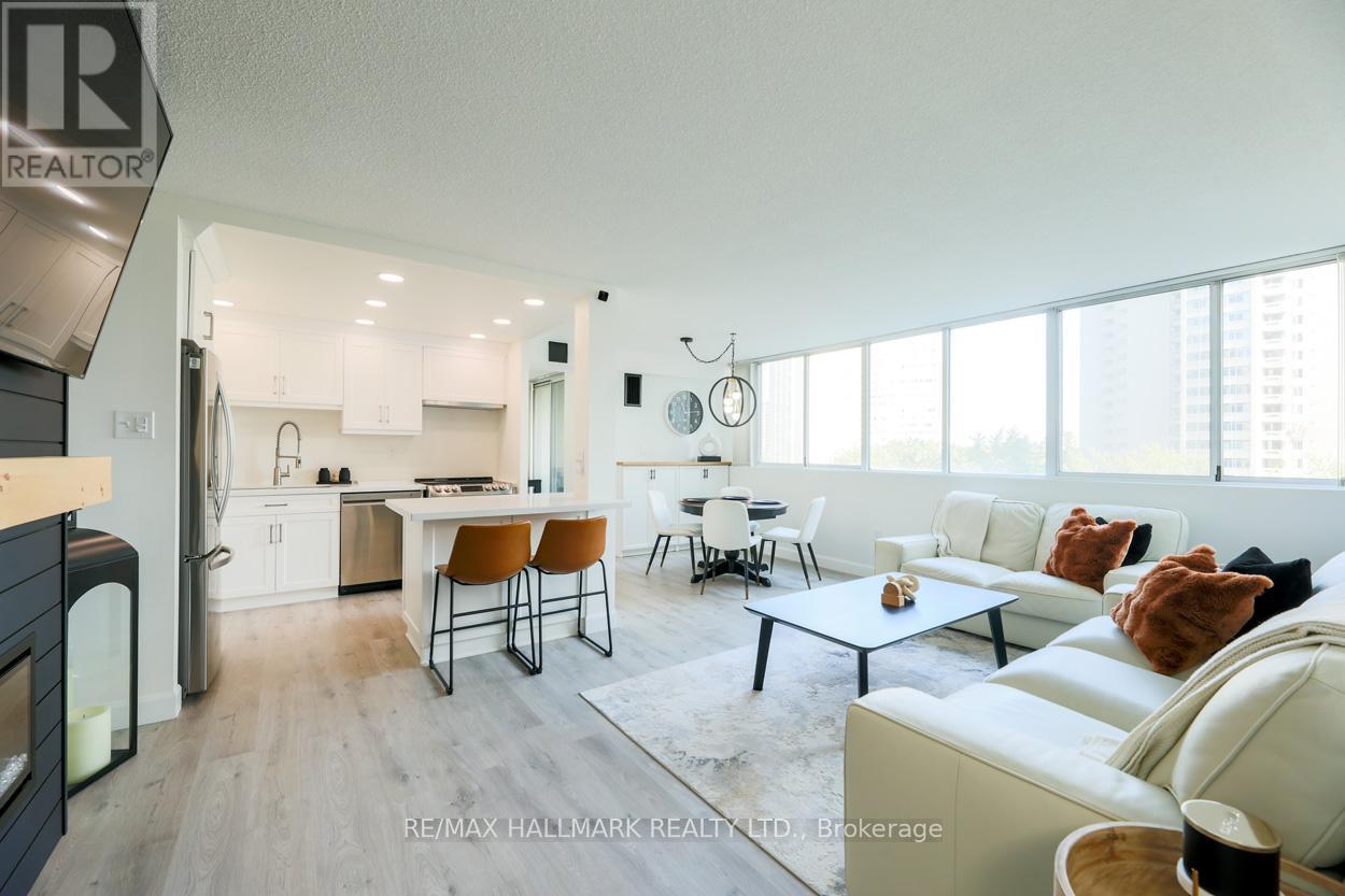 702 - 3590 Kaneff Crescent, Mississauga, Ontario  L5A 3X3 - Photo 6 - W12661156