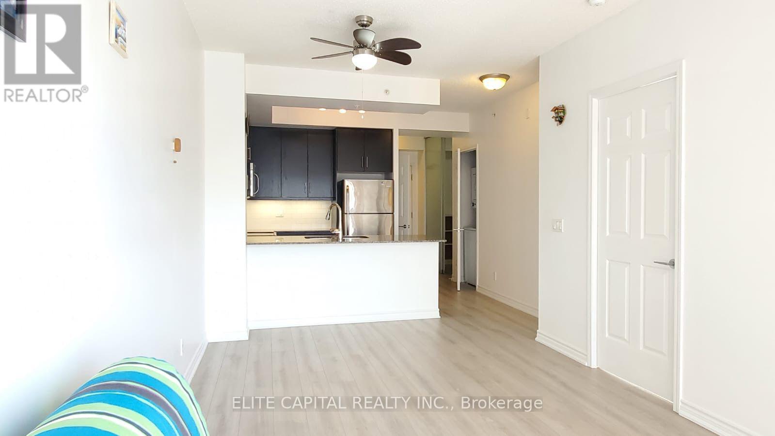 904 - 15 James Finlay Way, Toronto, Ontario  M3M 0B3 - Photo 3 - W12661164