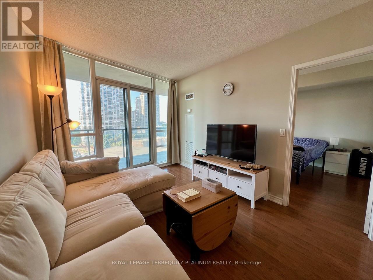 701 - 15 Legion Road, Toronto, Ontario  M8V 0A9 - Photo 2 - W12661168