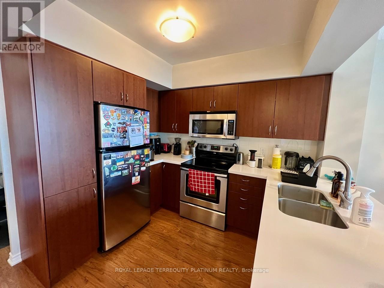 701 - 15 Legion Road, Toronto, Ontario  M8V 0A9 - Photo 5 - W12661168