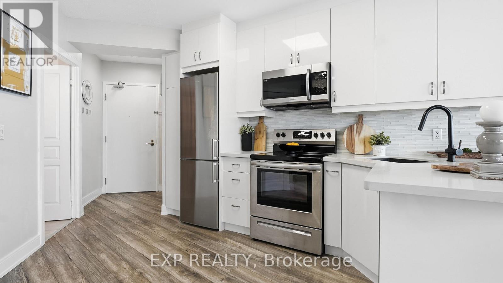 1908 - 2240 Lake Shore Boulevard W, Toronto, Ontario  M8V 0B1 - Photo 10 - W12661192