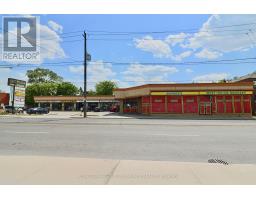 1370 WESTON ROAD, Toronto, Ontario