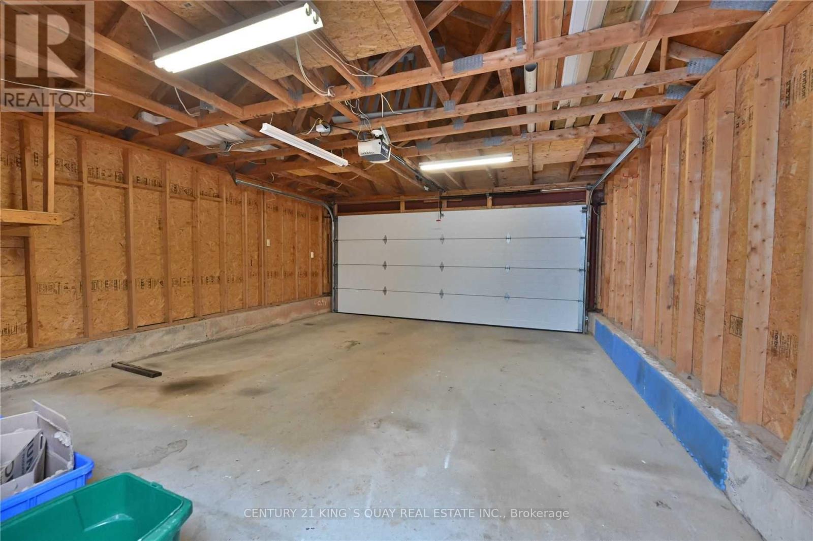 85 Gatwick Drive, Oakville, Ontario  L6H 6V2 - Photo 23 - W12661240