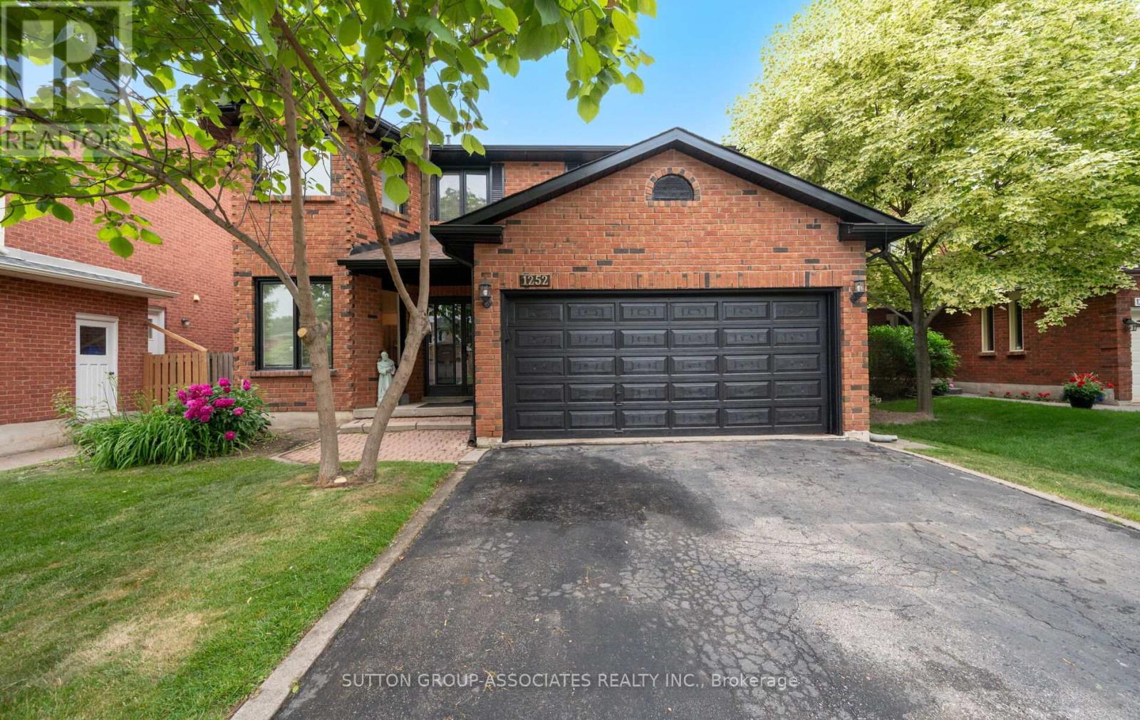 1252 GREENWOOD CRESCENT, Oakville, Ontario