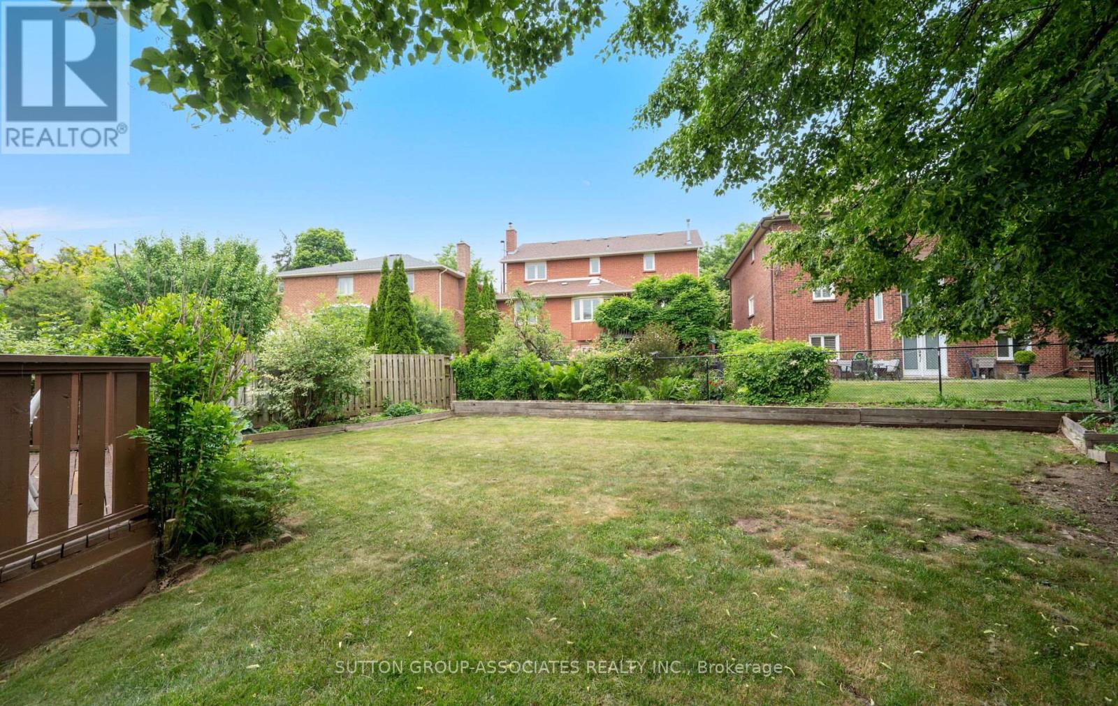 1252 Greenwood Crescent, Oakville, Ontario  L6J 6W5 - Photo 38 - W12661248