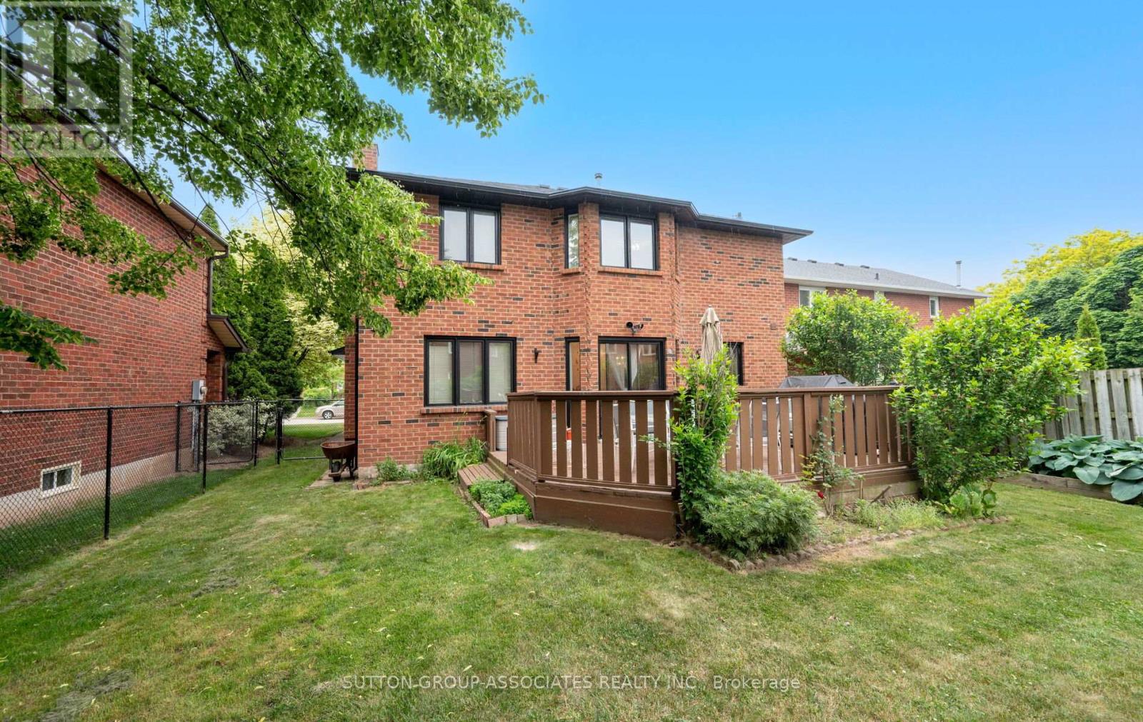 1252 Greenwood Crescent, Oakville, Ontario  L6J 6W5 - Photo 39 - W12661248