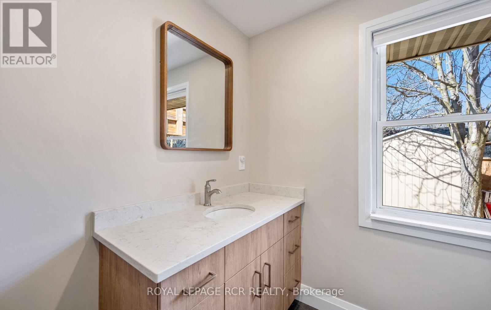 10 Faulkner Street, Orangeville, Ontario  L9W 2G3 - Photo 22 - W12661298