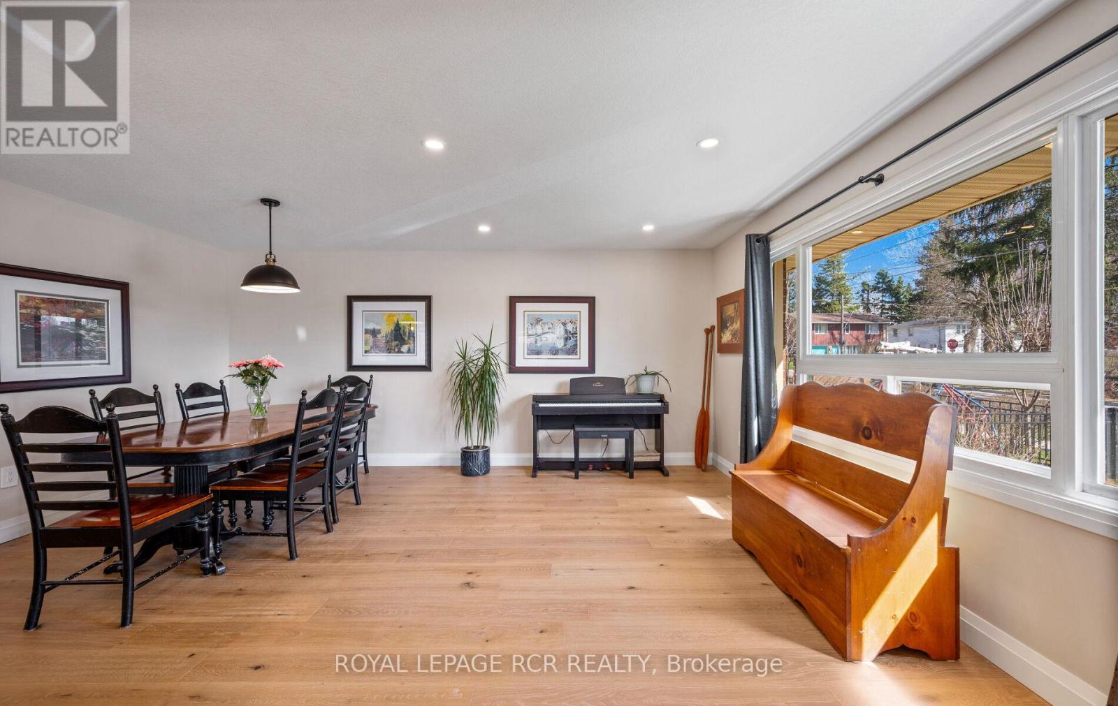 10 Faulkner Street, Orangeville, Ontario  L9W 2G3 - Photo 6 - W12661298