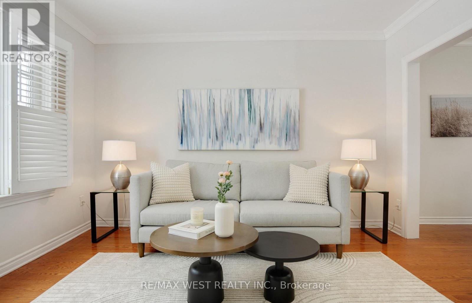 10 ALLANBROOKE DRIVE, Toronto, Ontario