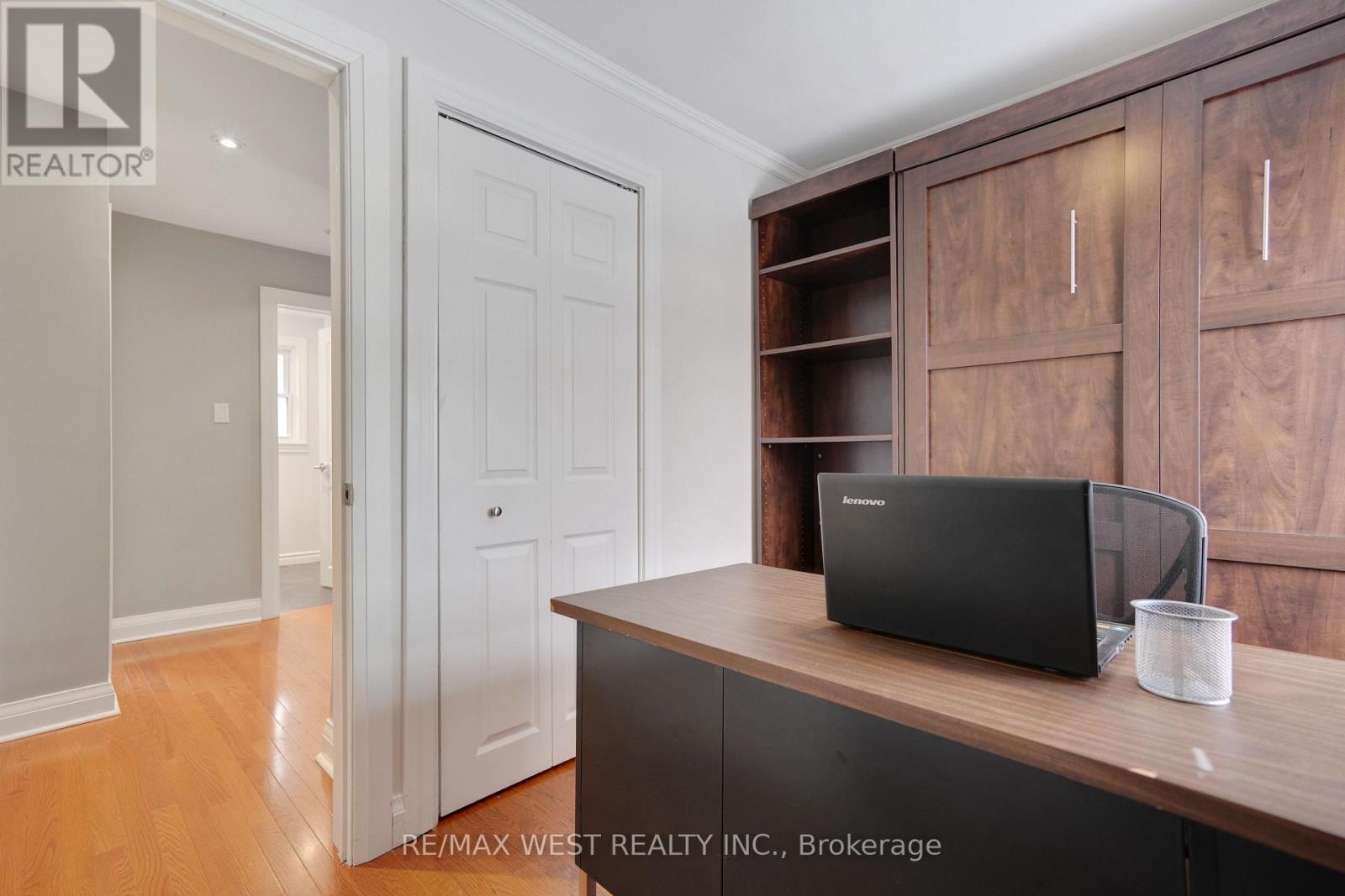 10 Allanbrooke Drive, Toronto, Ontario  M9A 3N8 - Photo 15 - W12661308