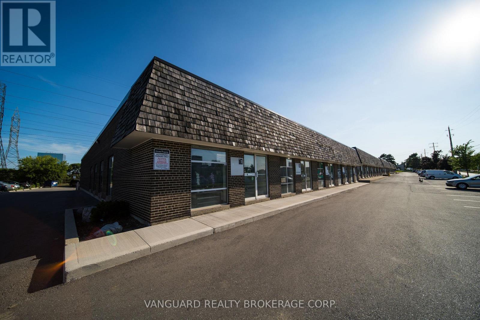 19 - 45 BRISBANE ROAD, Toronto, Ontario