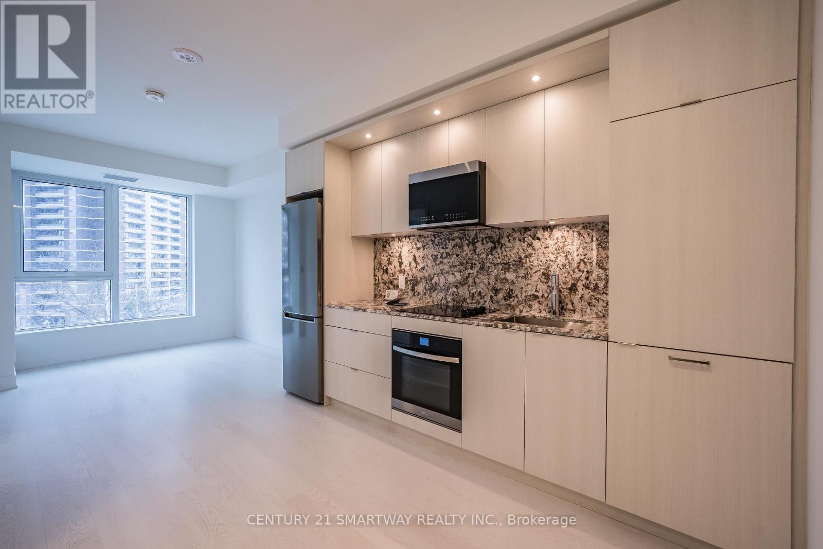 605 - 60 Central Park Roadway, Toronto, Ontario  M9A 0E6 - Photo 9 - W12661432