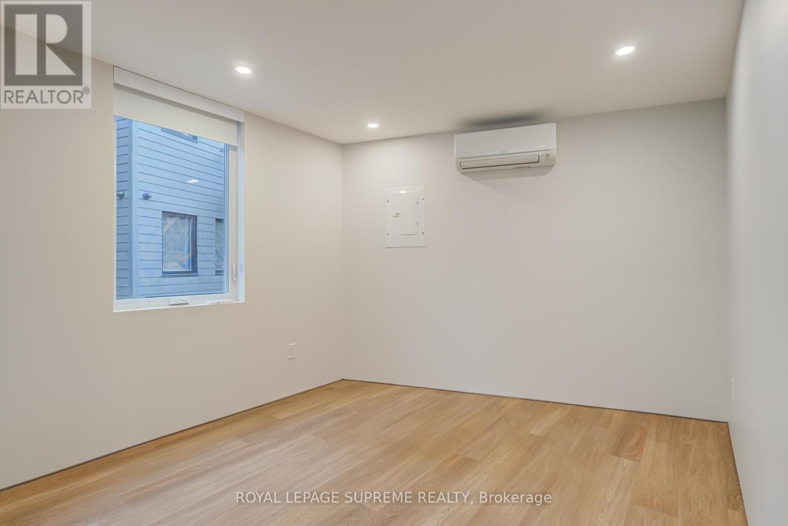 Garden - 101 Bernice Crescent, Toronto, Ontario  M6N 1W7 - Photo 24 - W12661440