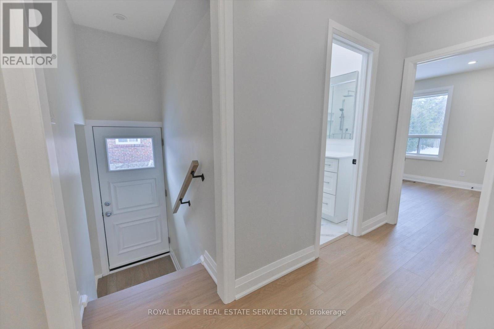 24 Wingrove Hill, Toronto, Ontario  M9B 2C6 - Photo 25 - W12661460