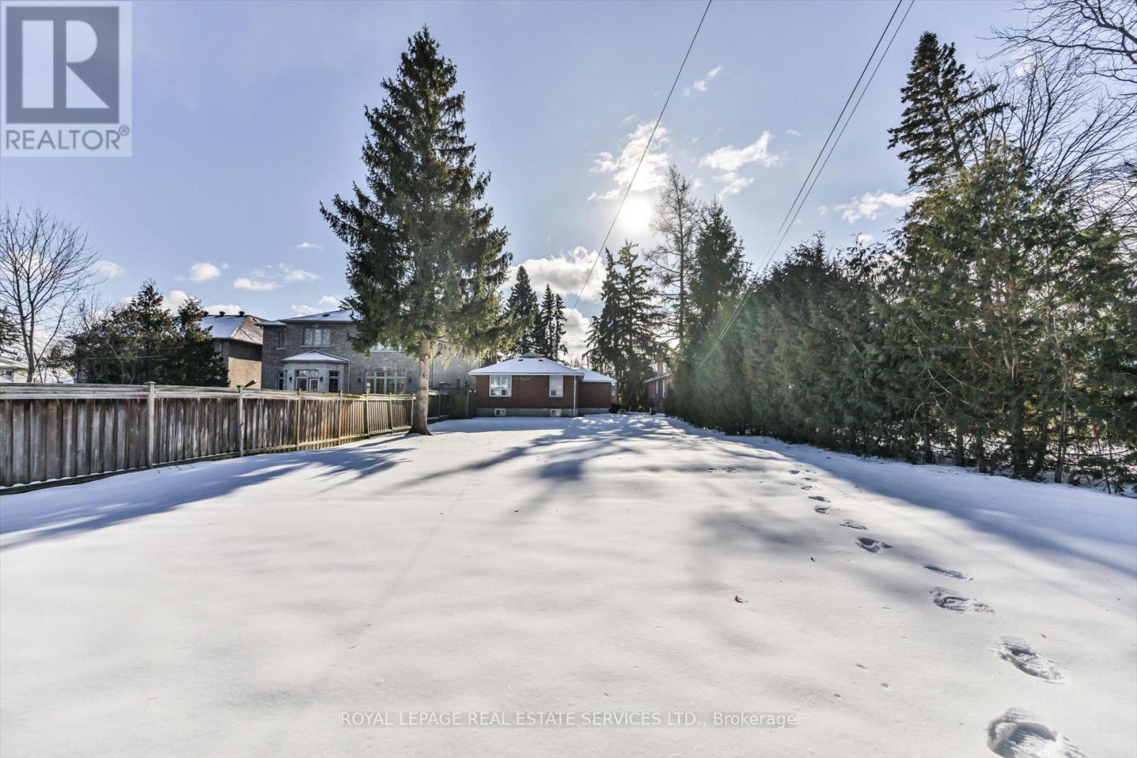 24 Wingrove Hill, Toronto, Ontario  M9B 2C6 - Photo 41 - W12661460