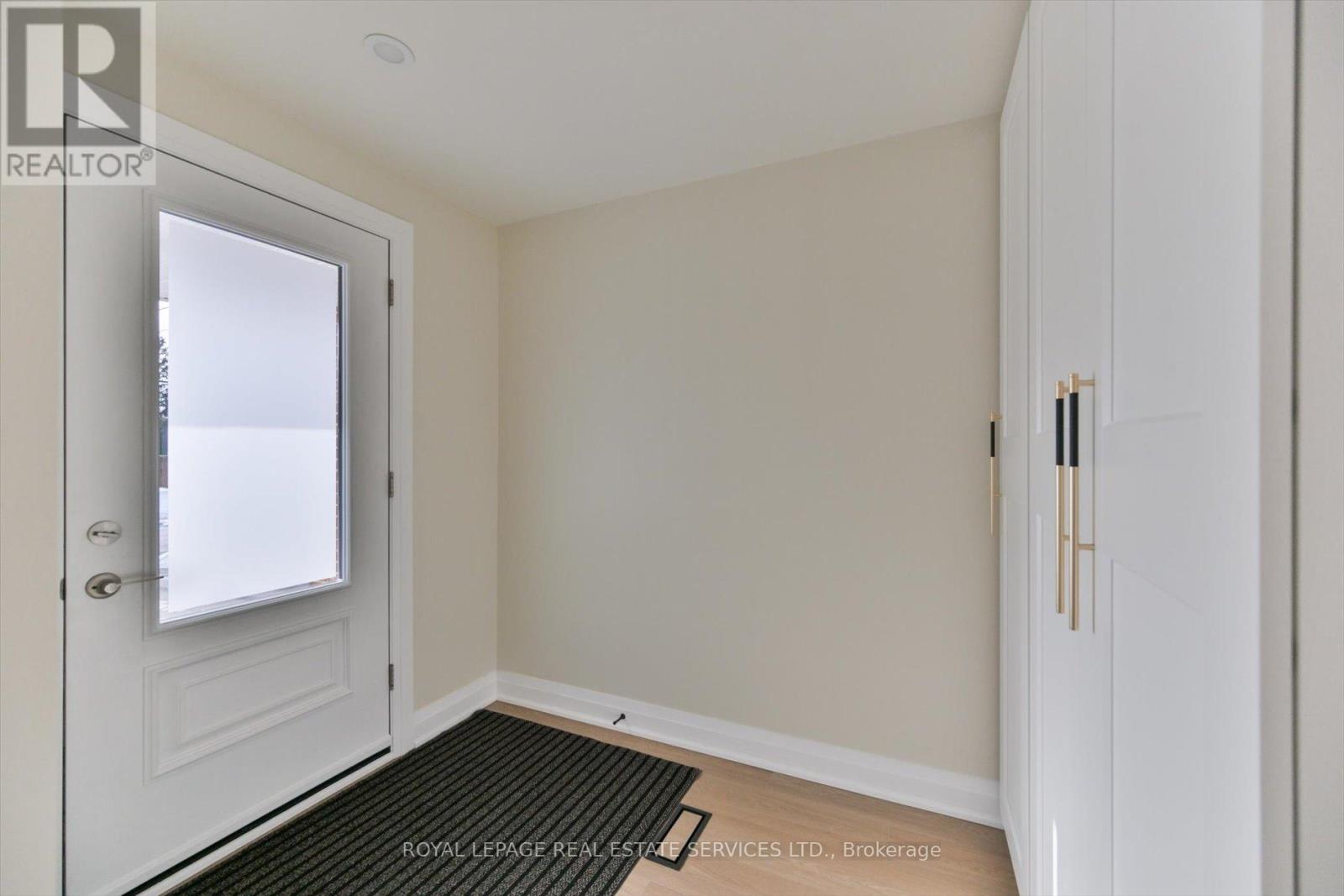 24 Wingrove Hill, Toronto, Ontario  M9B 2C6 - Photo 6 - W12661460