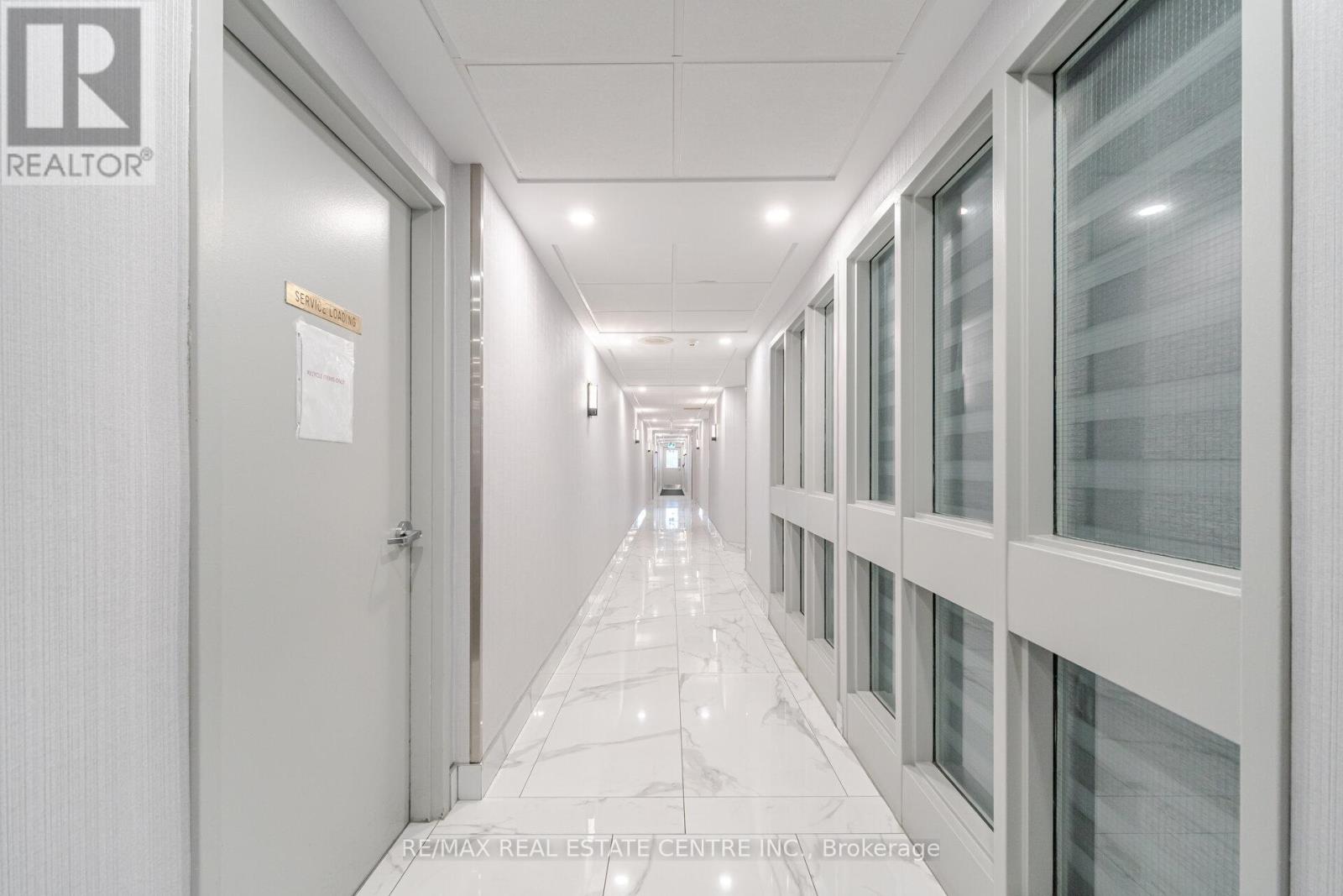 811 - 115 Hillcrest Avenue, Mississauga, Ontario  L5B 3Y9 - Photo 28 - W12661478