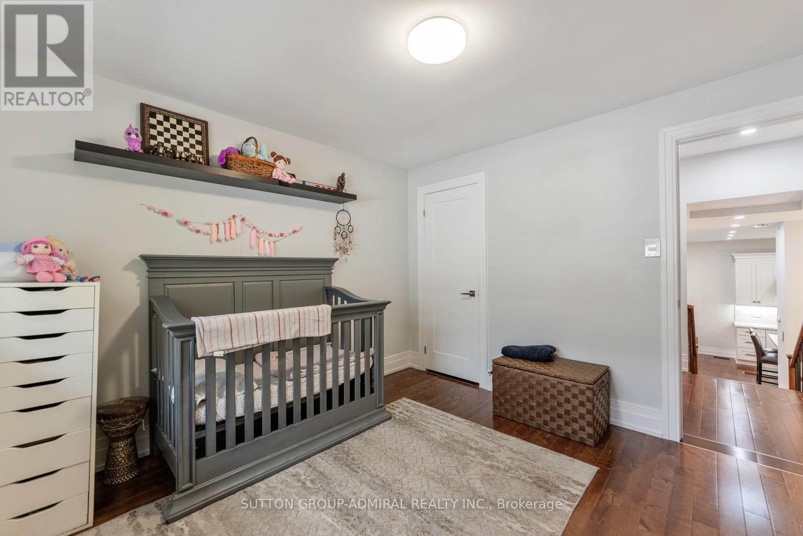 41 Waterford Drive, Toronto, Ontario  M9R 2N5 - Photo 14 - W12661500