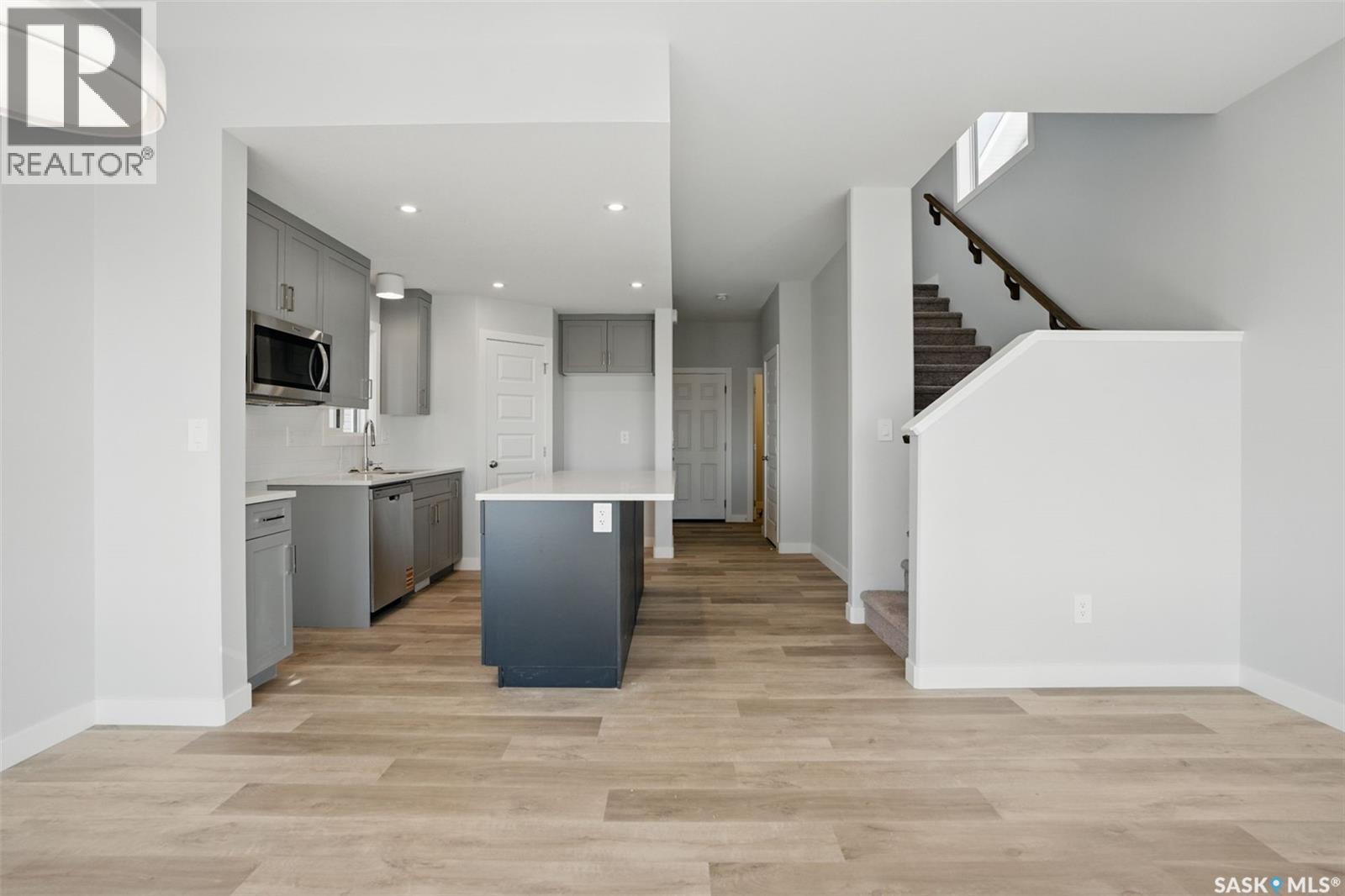 214 Antonini Court, Saskatoon, Saskatchewan  S7L 7P3 - Photo 7 - SK026136