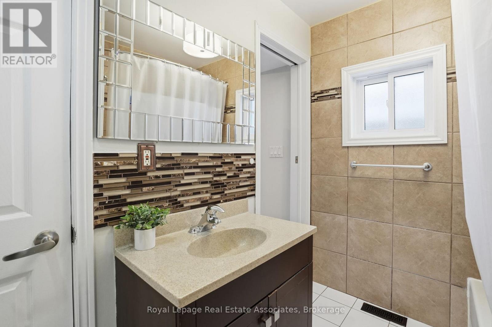 3132 Evadere Avenue, Fort Erie, Ontario  L0S 1N0 - Photo 19 - X12661222