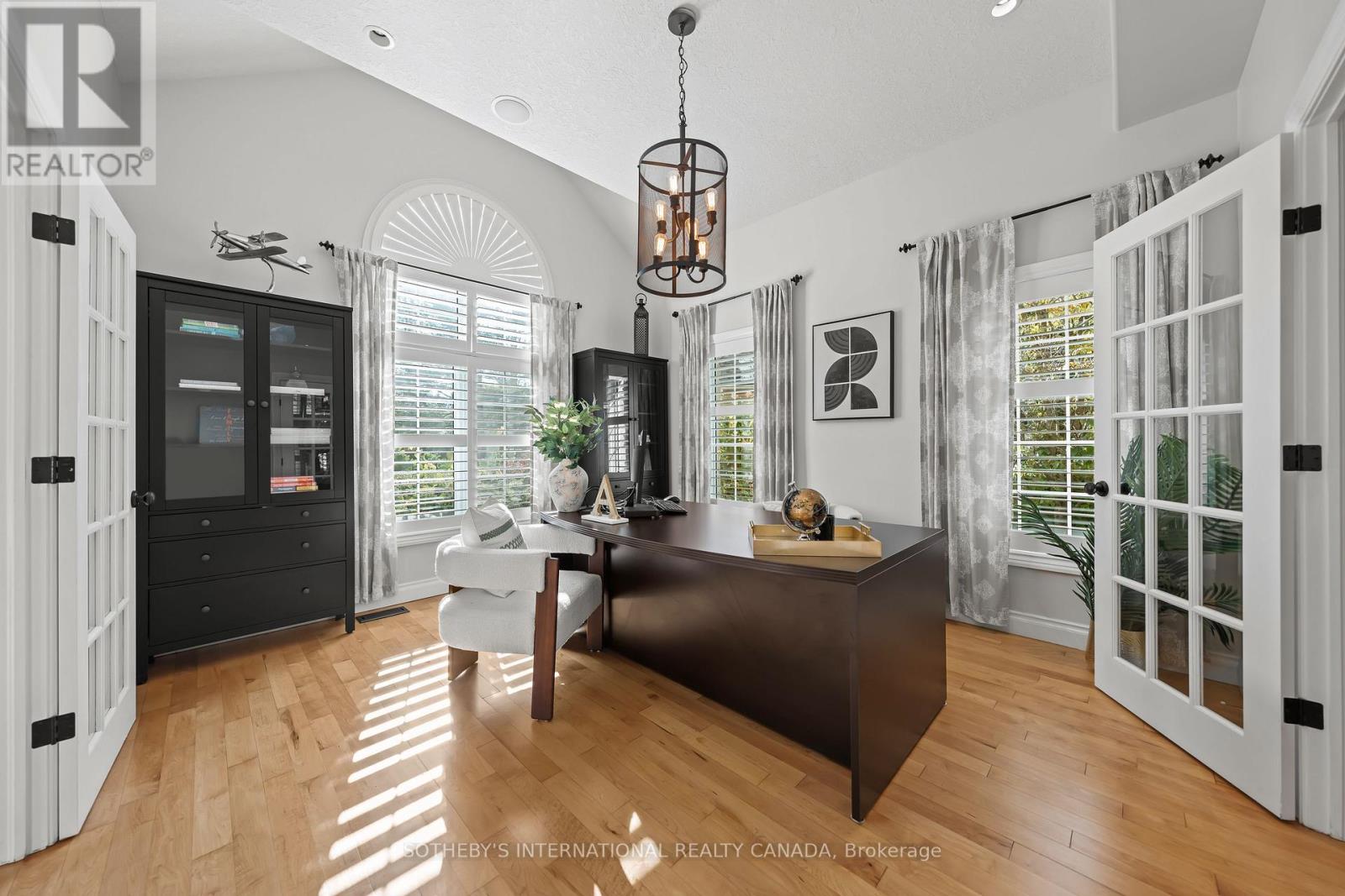 80 Cedarbrook Crescent, Cambridge, Ontario  N1T 1W8 - Photo 3 - X12661280