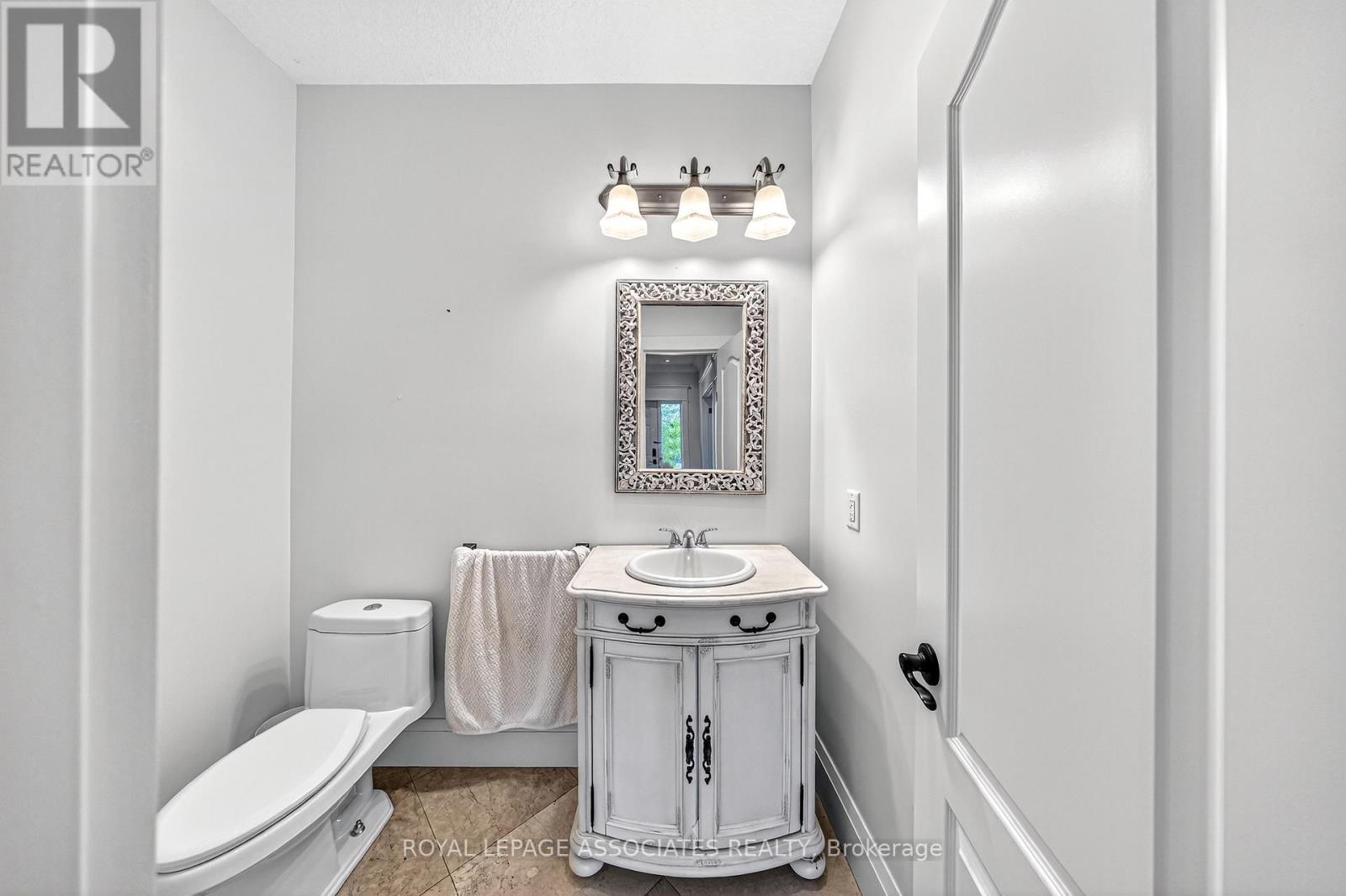 21 Old Mill Road, Brant, Ontario  N0J 1V0 - Photo 10 - X12661446