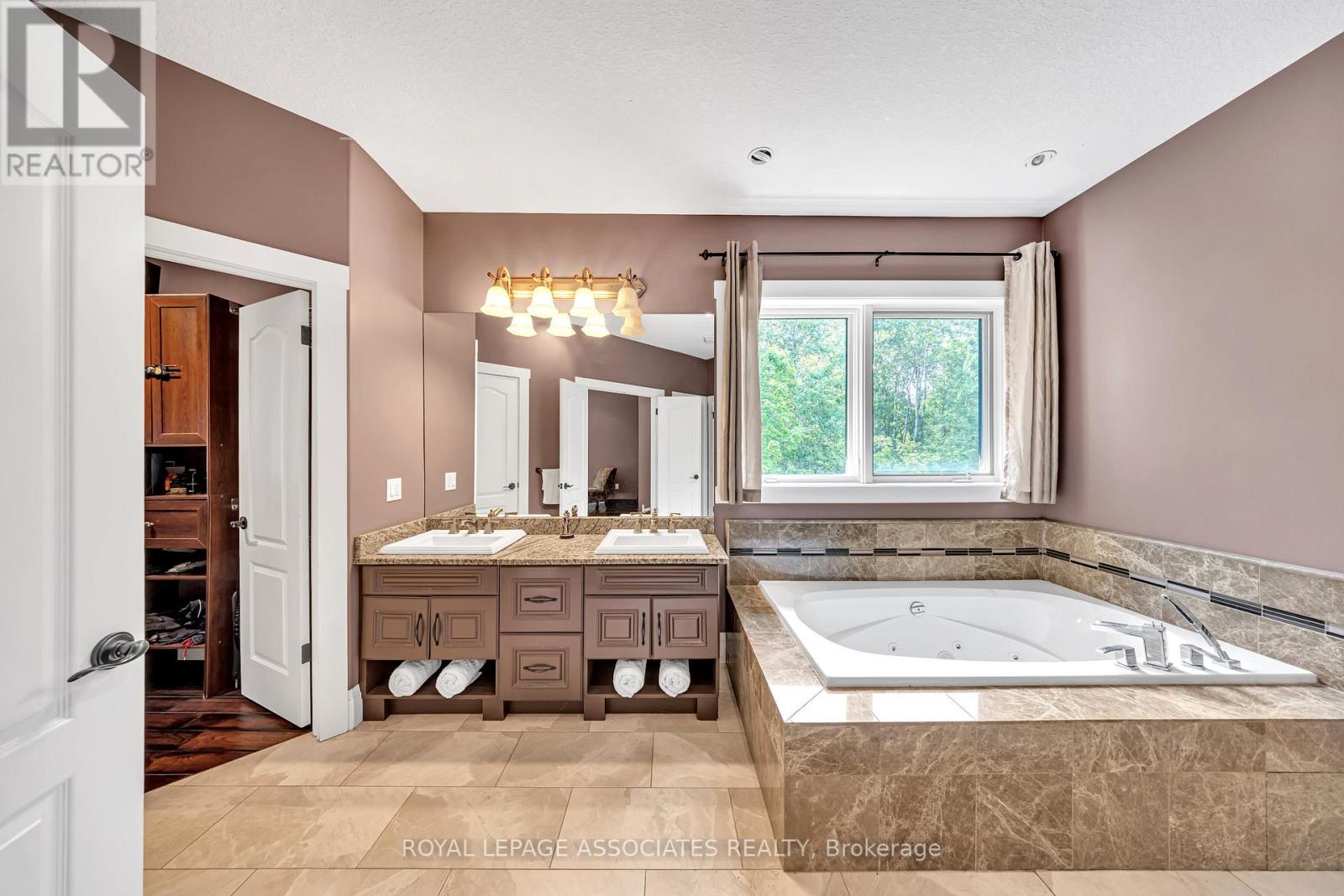 21 Old Mill Road, Brant, Ontario  N0J 1V0 - Photo 19 - X12661446