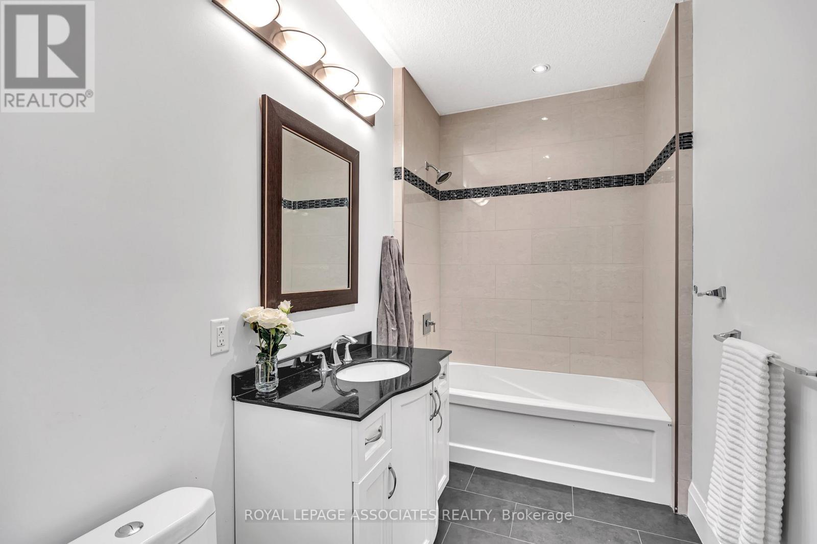 21 Old Mill Road, Brant, Ontario  N0J 1V0 - Photo 27 - X12661446