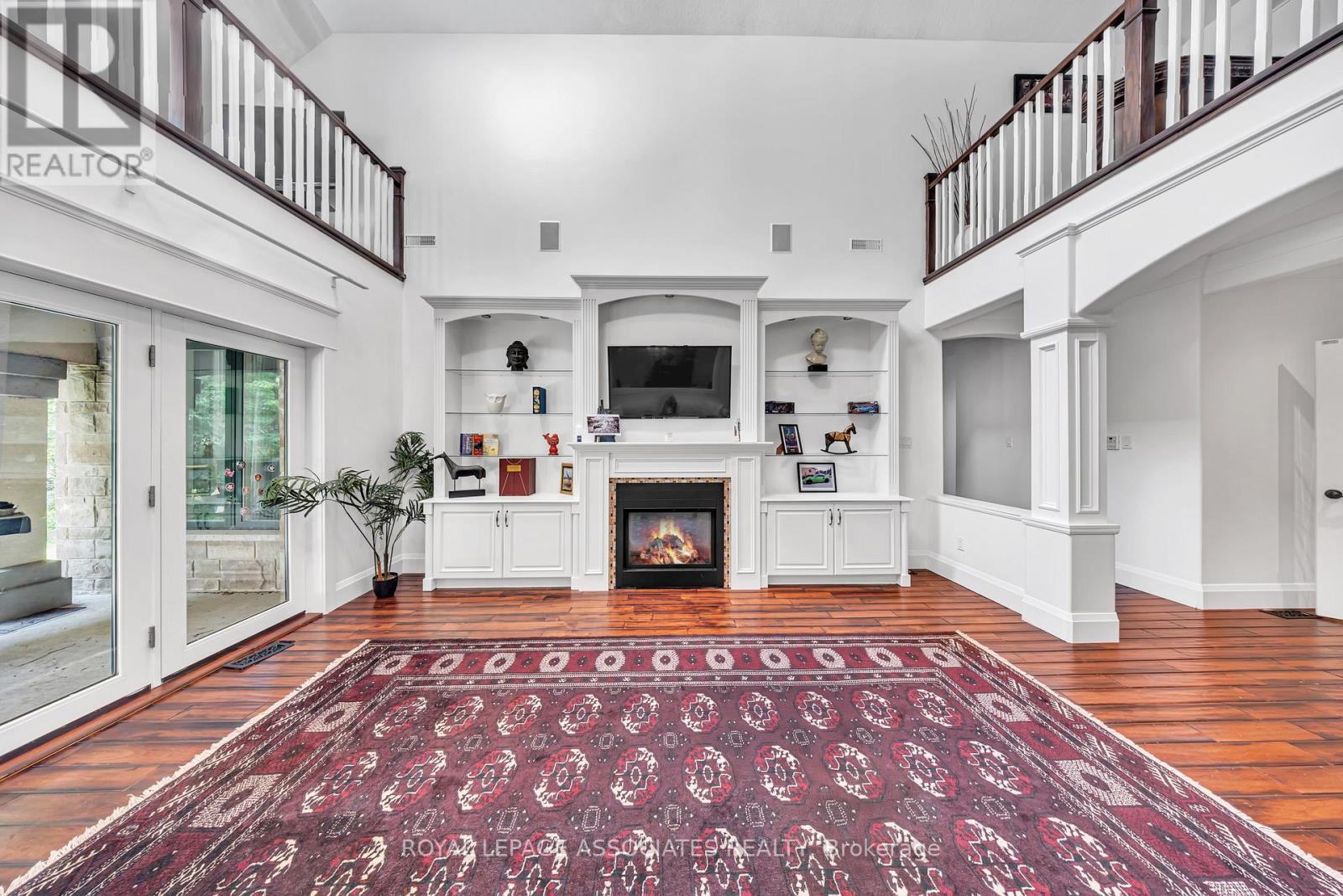 21 Old Mill Road, Brant, Ontario  N0J 1V0 - Photo 4 - X12661446