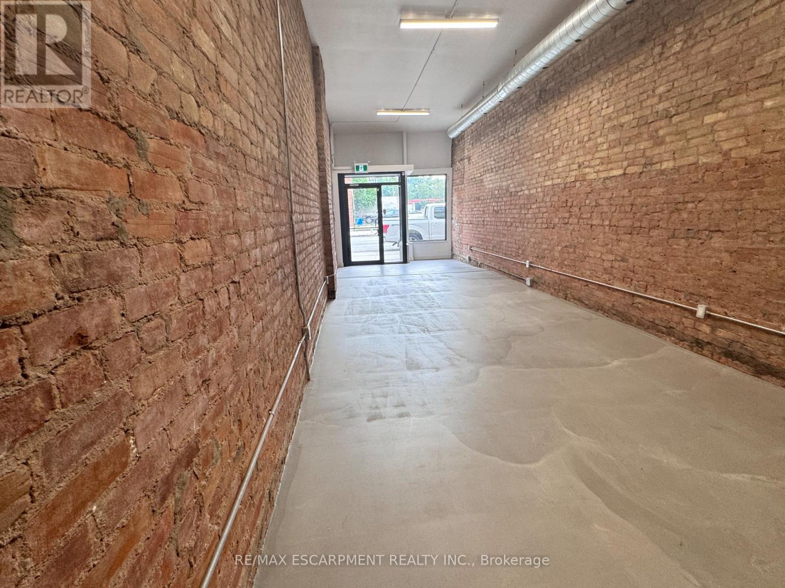 183 King Street E, Hamilton, Ontario  L8N 1B3 - Photo 6 - X12661486