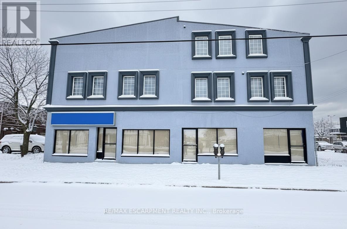 1068 BARTON STREET E, hamilton (crown point), Ontario