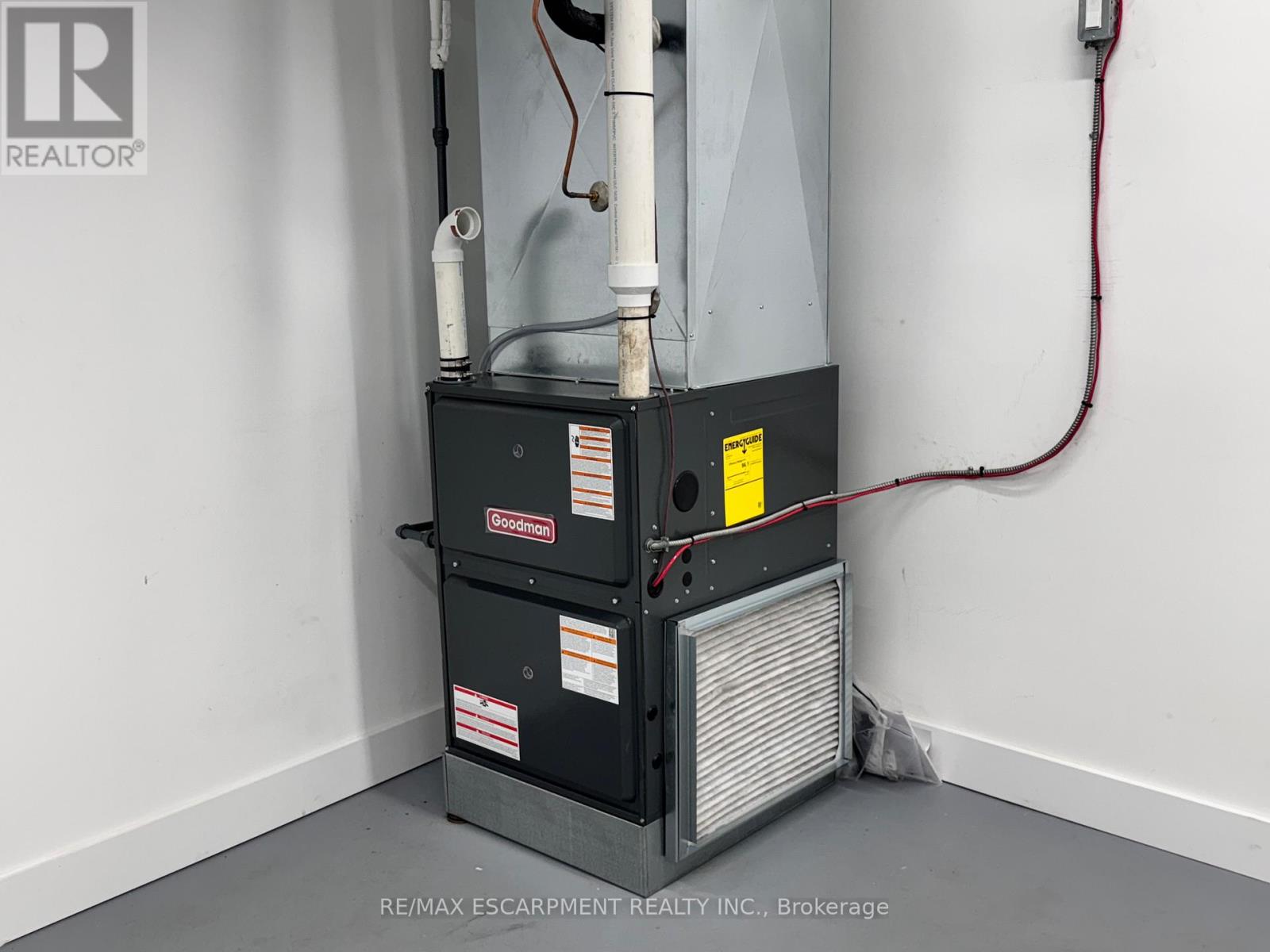 1068 Barton Street E, Hamilton (Crown Point), Ontario  L8L 3E6 - Photo 11 - X12661498