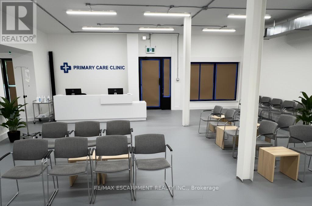 1068 Barton Street E, Hamilton (Crown Point), Ontario  L8L 3E6 - Photo 7 - X12661498