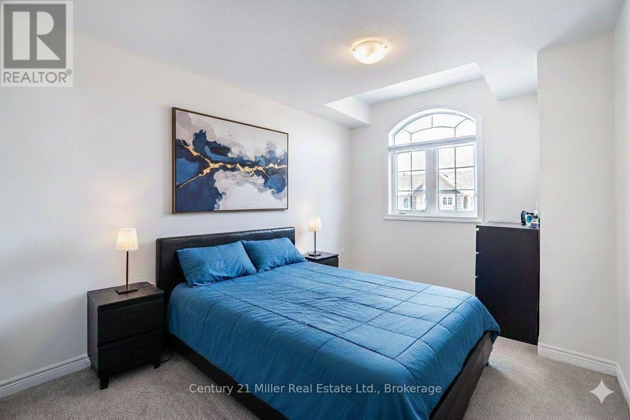 399 Threshing Mill Boulevard, Oakville, Ontario  L6H 0P5 - Photo 16 - W12661678