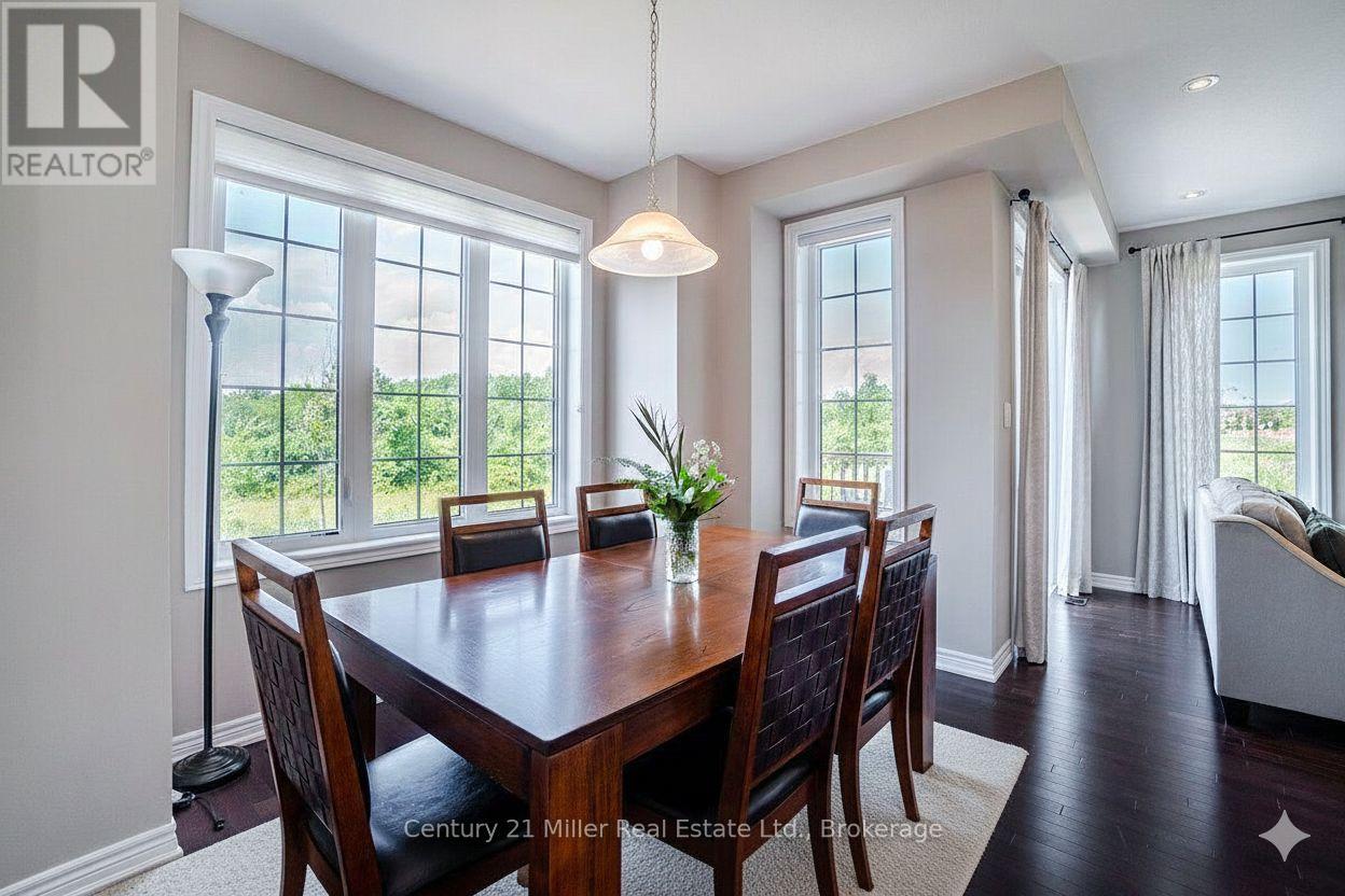 399 Threshing Mill Boulevard, Oakville, Ontario  L6H 0P5 - Photo 8 - W12661678