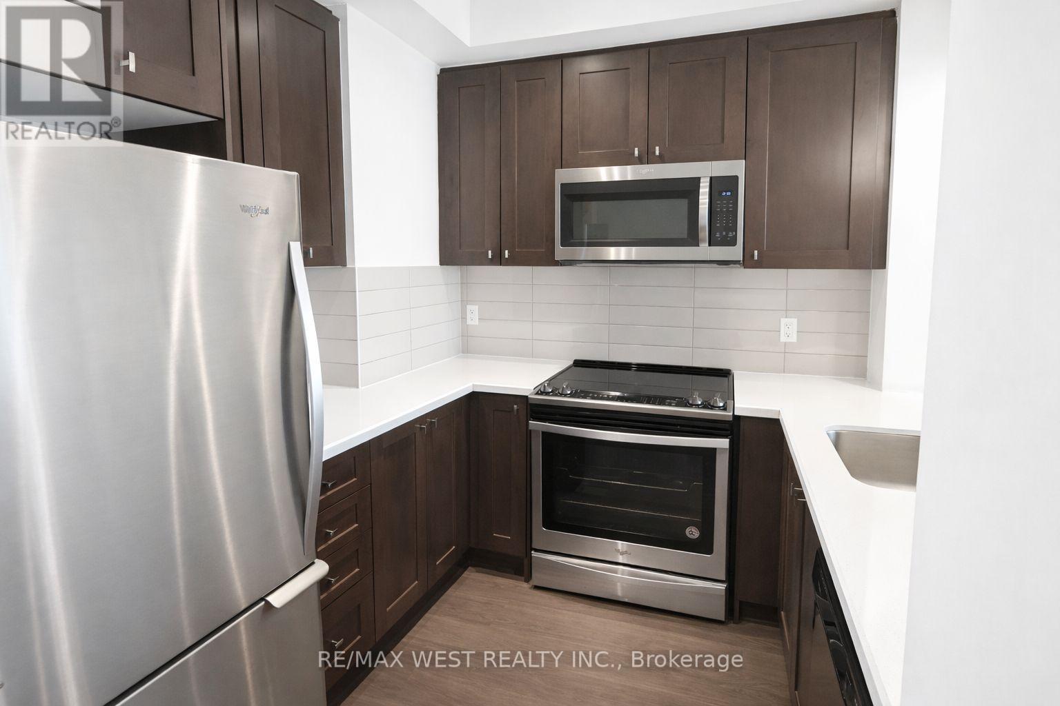 326 - 555 William Graham Drive, Aurora, Ontario  L4G 3L1 - Photo 6 - N12518624