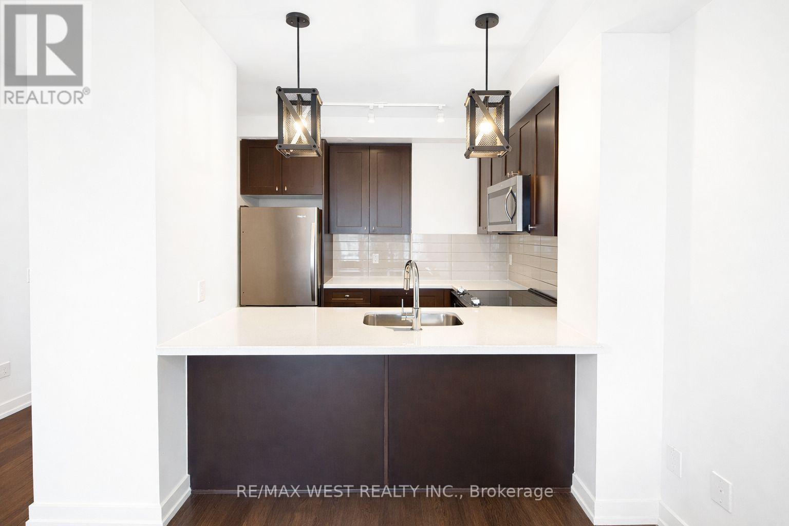 326 - 555 William Graham Drive, Aurora, Ontario  L4G 3L1 - Photo 8 - N12518624