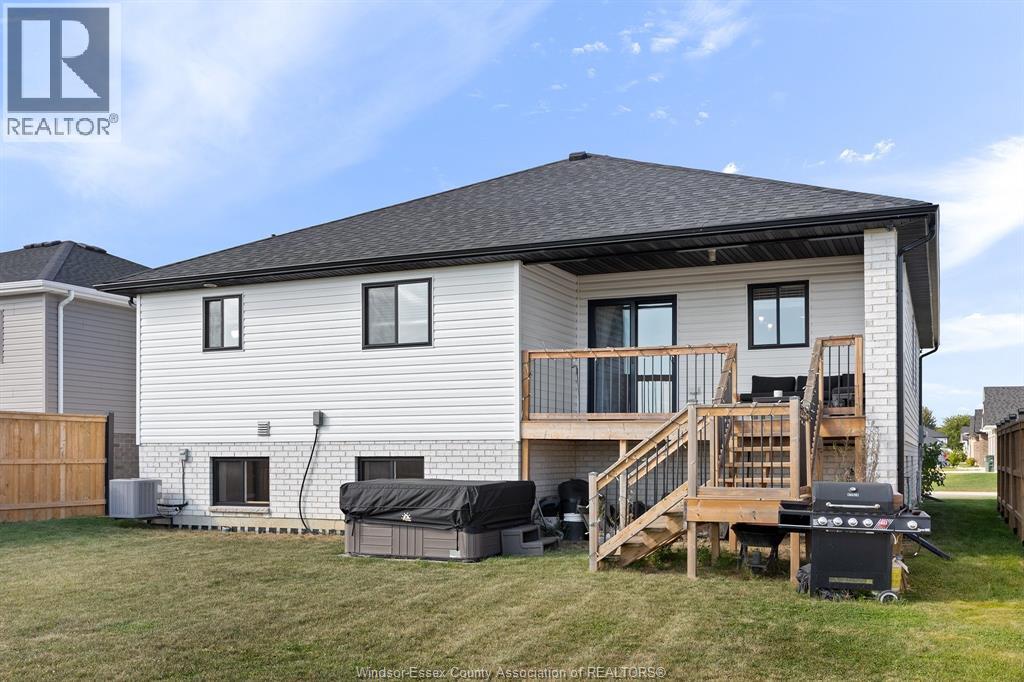 129 Lambert, Amherstburg, Ontario  N9V 0G6 - Photo 30 - 26000123