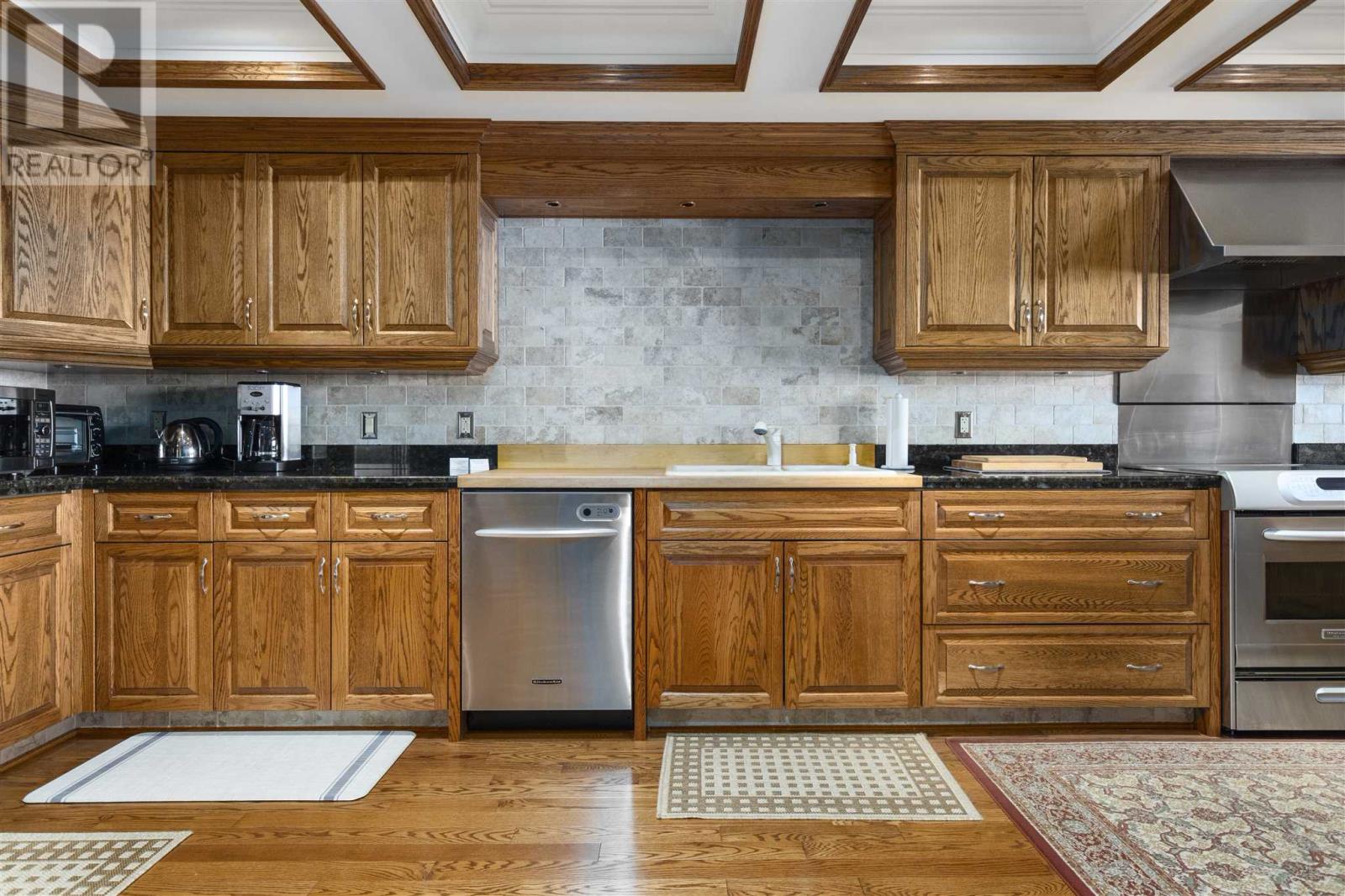 536-542 Queen St, Sault Ste. Marie, Ontario  P6A 2A1 - Photo 15 - SM252911