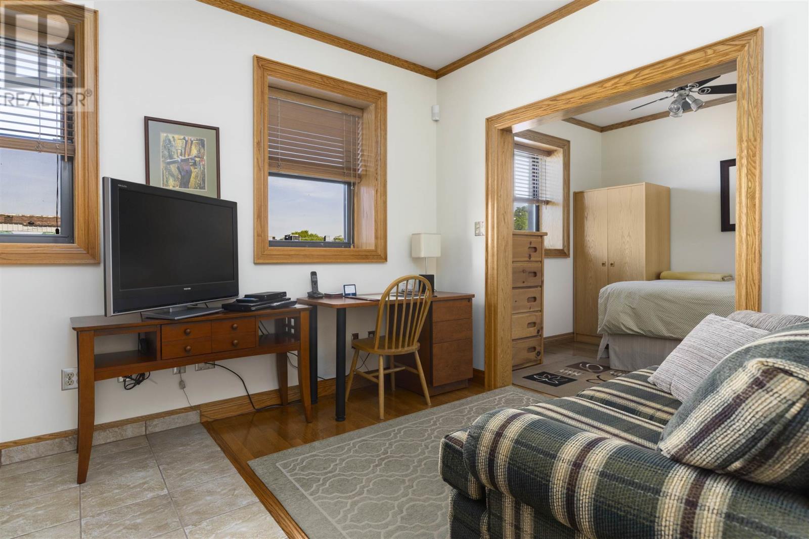 536-542 Queen St, Sault Ste. Marie, Ontario  P6A 2A1 - Photo 37 - SM252911