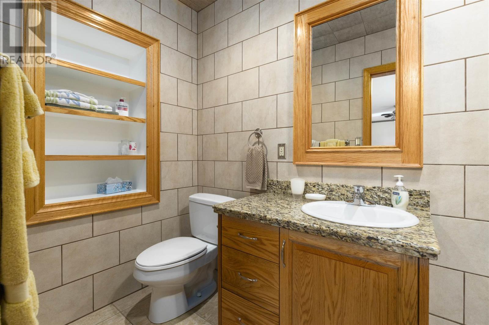 536-542 Queen St, Sault Ste. Marie, Ontario  P6A 2A1 - Photo 44 - SM252911