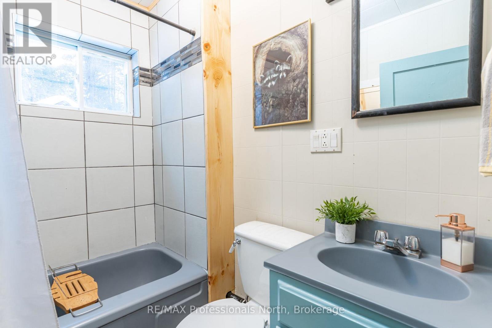 1281 Kashagawigamog Lake Road, Minden Hills, Ontario  K0M 2K0 - Photo 19 - X12661560