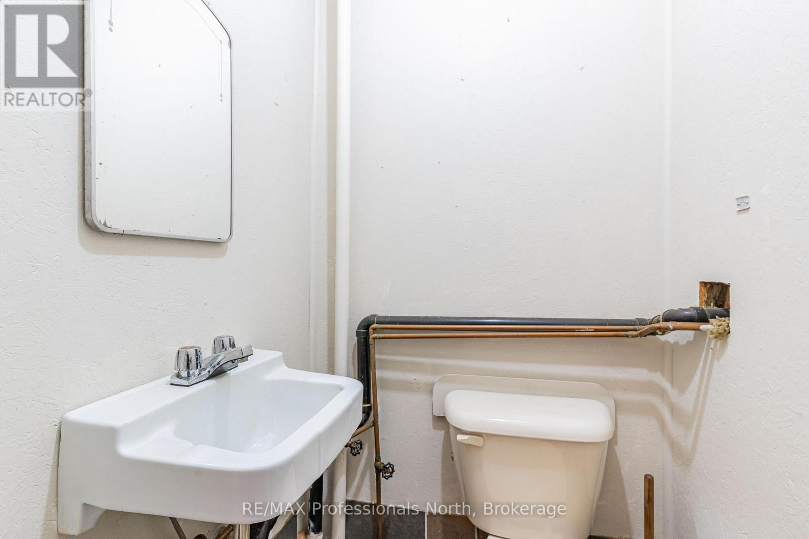 1281 Kashagawigamog Lake Road, Minden Hills, Ontario  K0M 2K0 - Photo 25 - X12661560