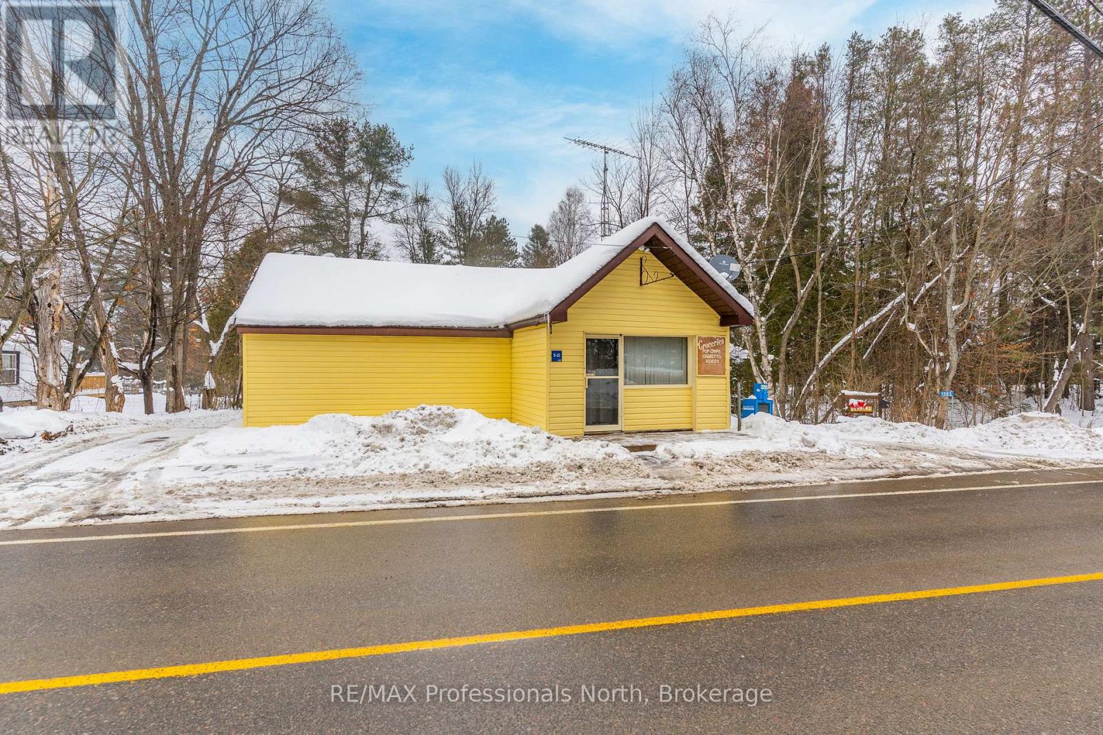 1281 Kashagawigamog Lake Road, Minden Hills, Ontario  K0M 2K0 - Photo 41 - X12661560