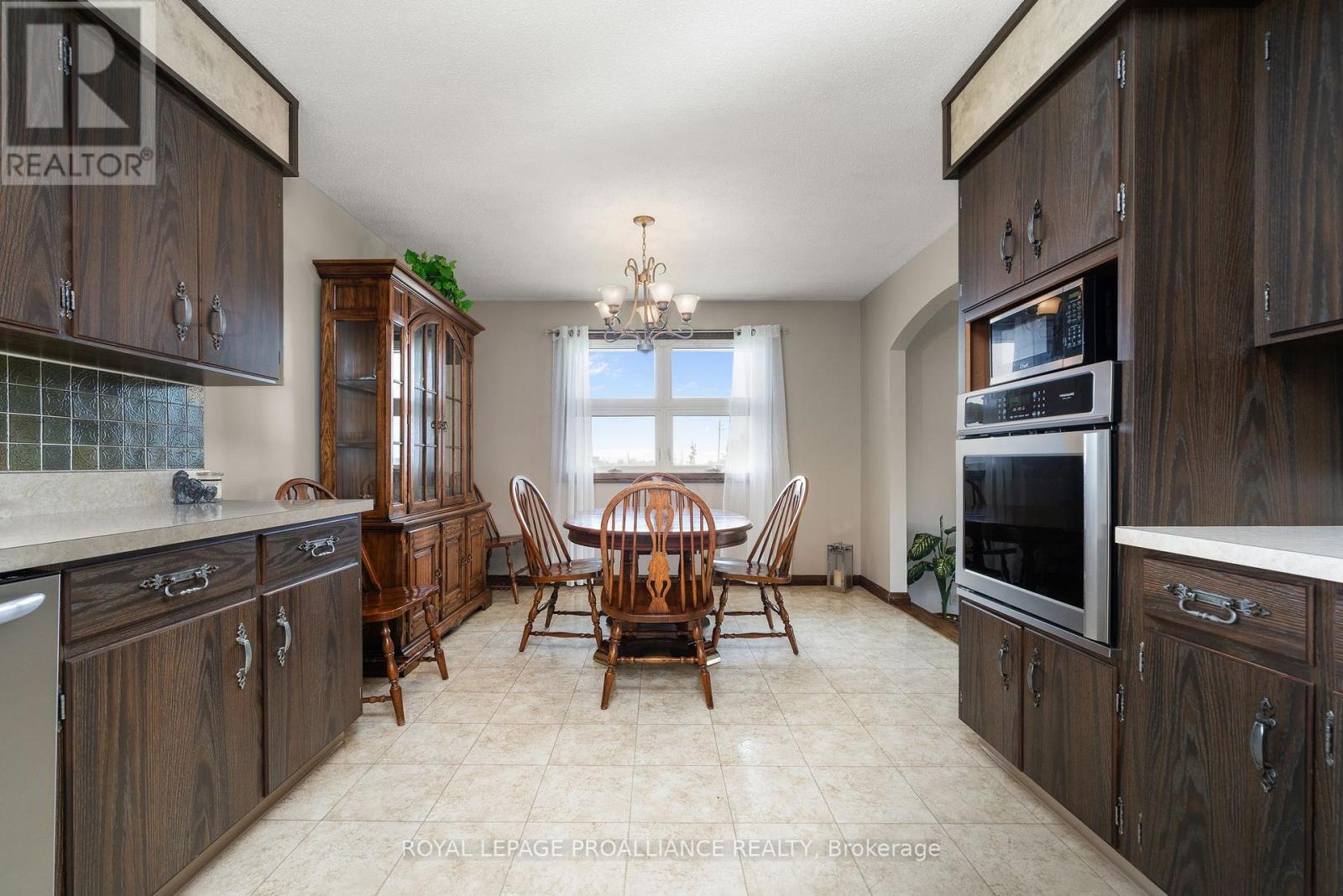 6864 Highway 62, Belleville, Ontario  K8N 0L7 - Photo 15 - X12661558