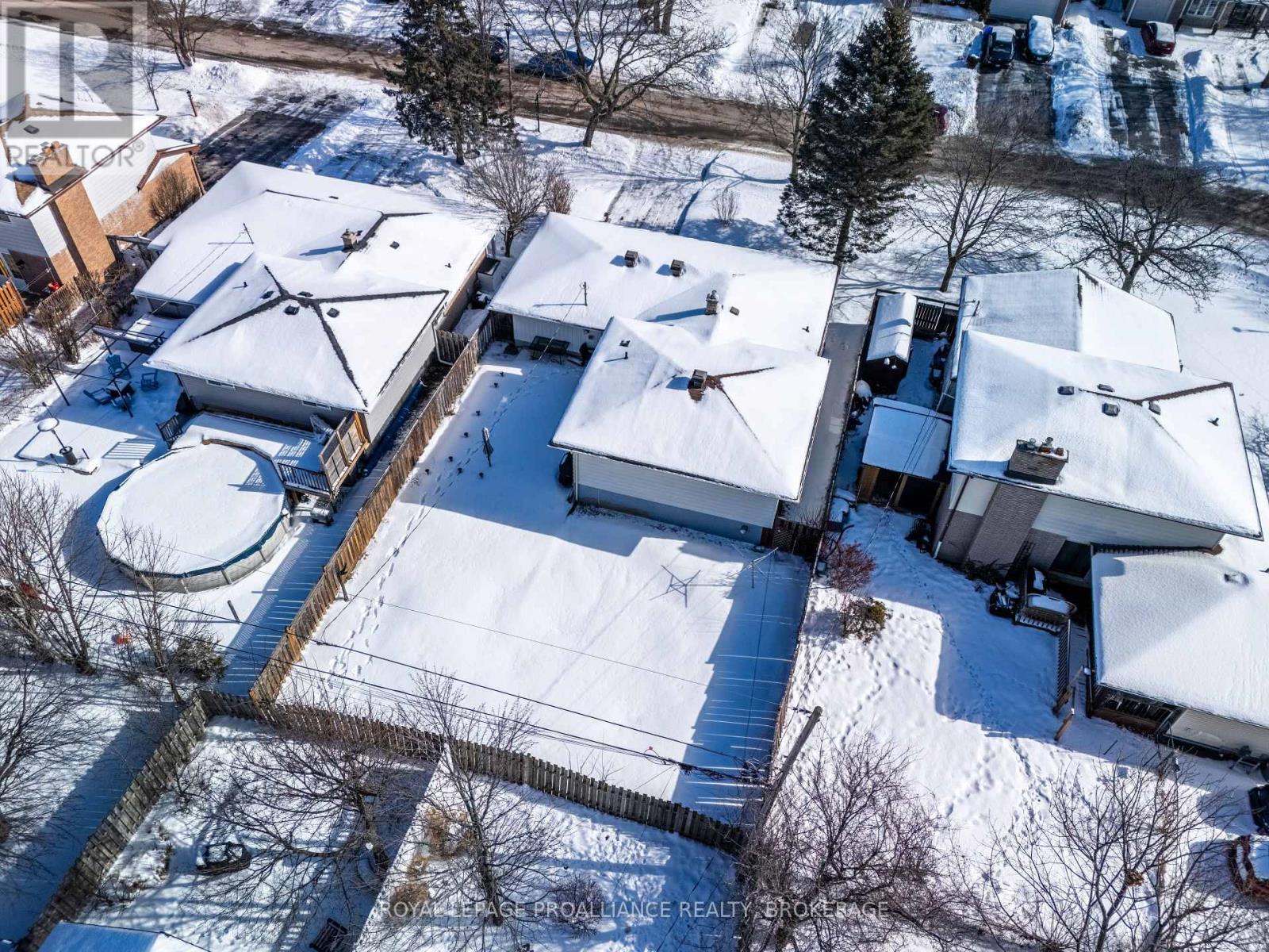 687 Harrow Place, Kingston, Ontario  K7M 5M1 - Photo 34 - X12661688