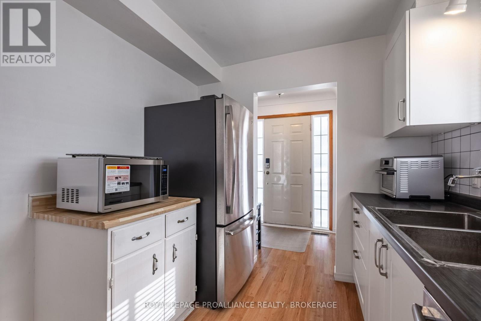 687 Harrow Place, Kingston, Ontario  K7M 5M1 - Photo 7 - X12661688