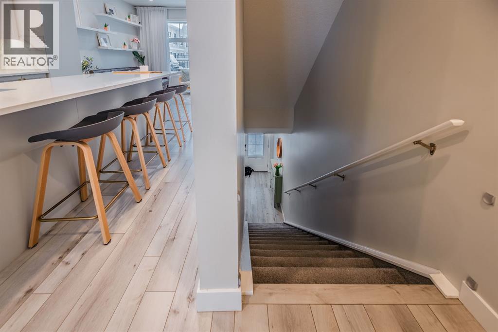 137 Les Jardins Park Se, Calgary, Alberta  T2C 5V3 - Photo 4 - A2272844